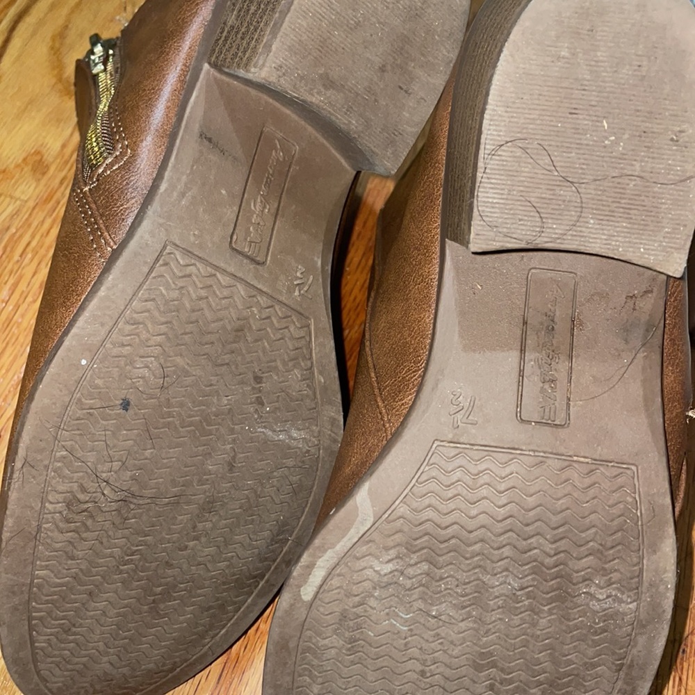 Booties - Picture 6 of 7
